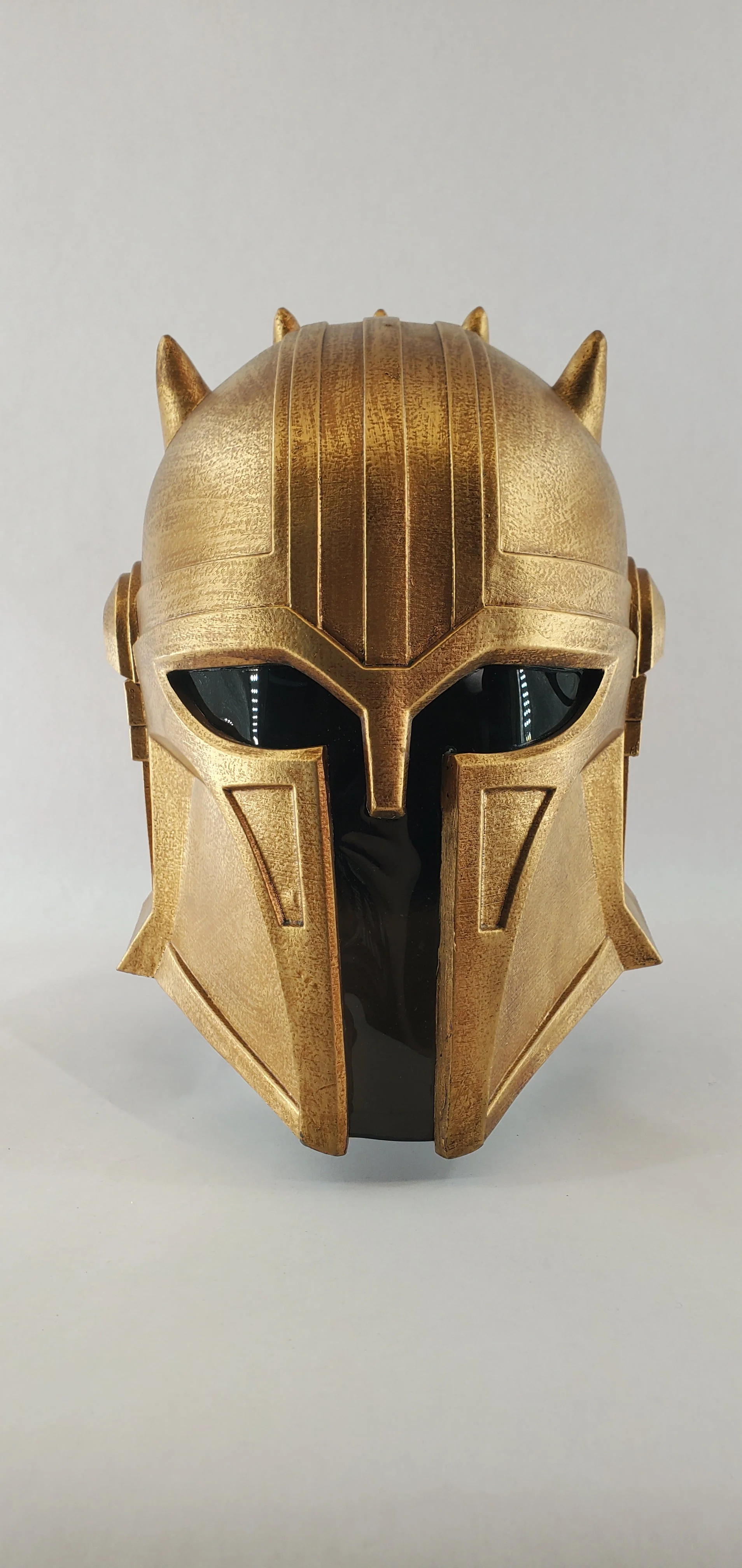 Mandalorian Armorer Helmet - Image 5