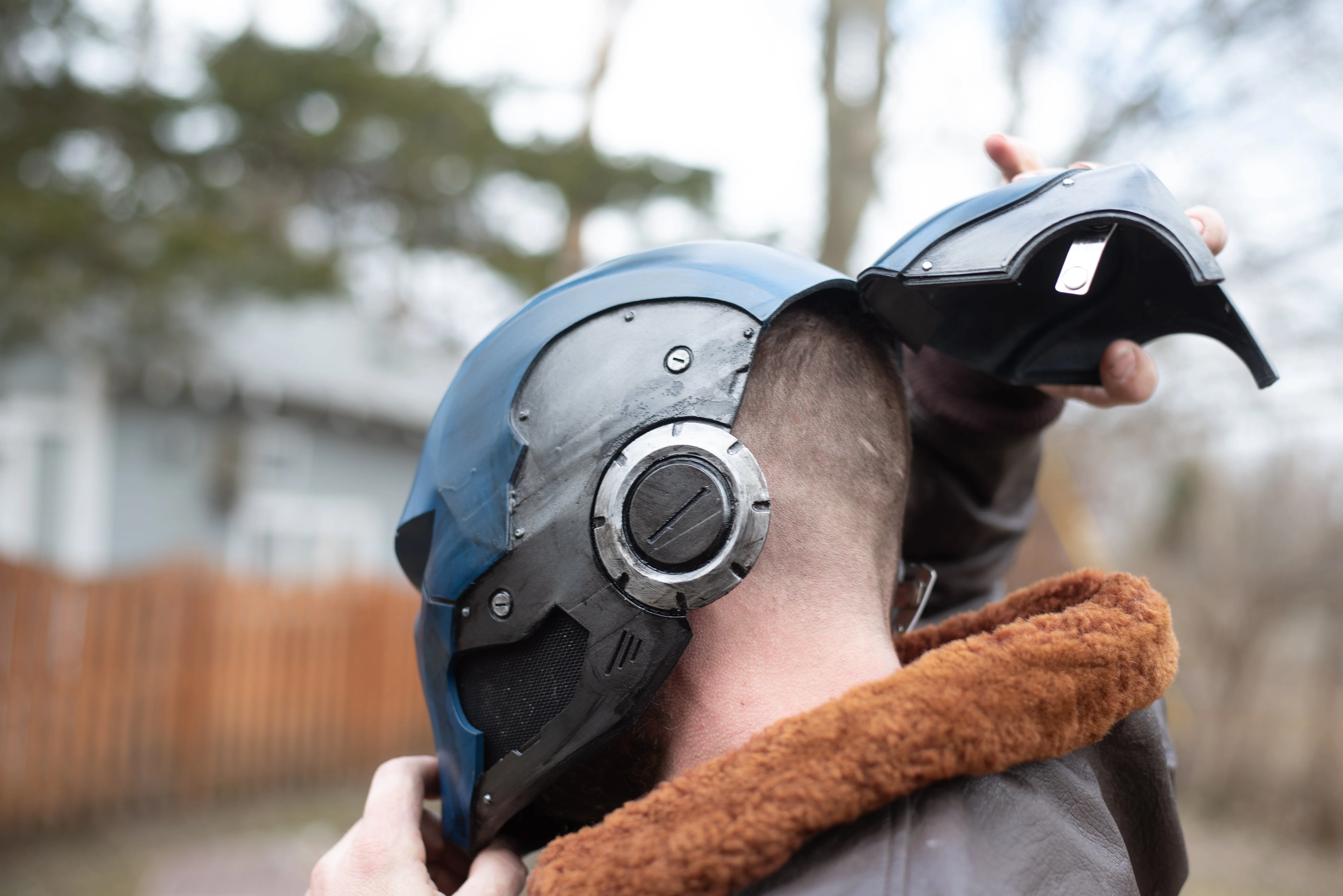 Ronin Vigilante Helmet Cosplay - Image 10