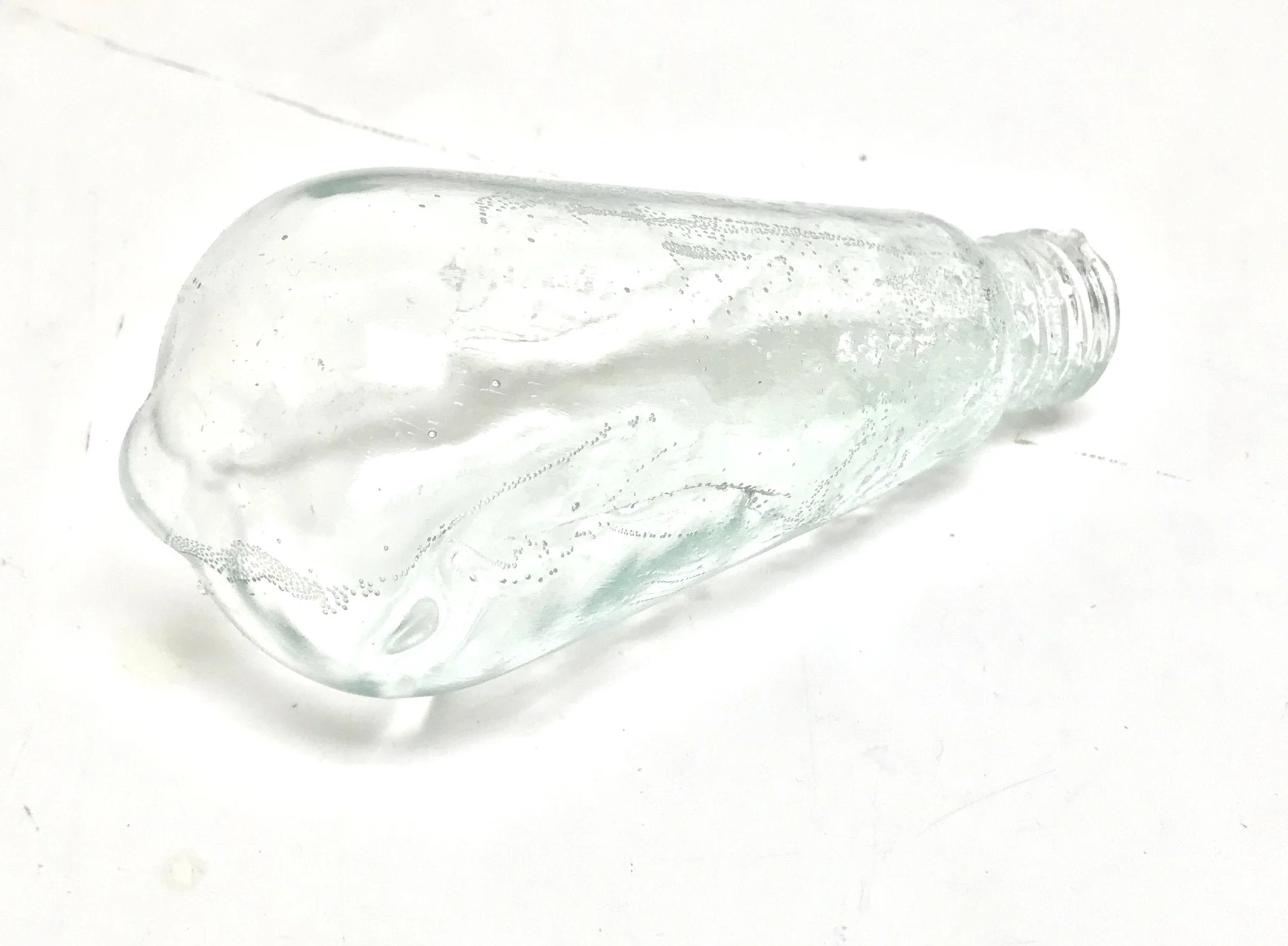 SMASHProps Breakaway Edison Filament Teardrop Light Bulb Prop - Image 2