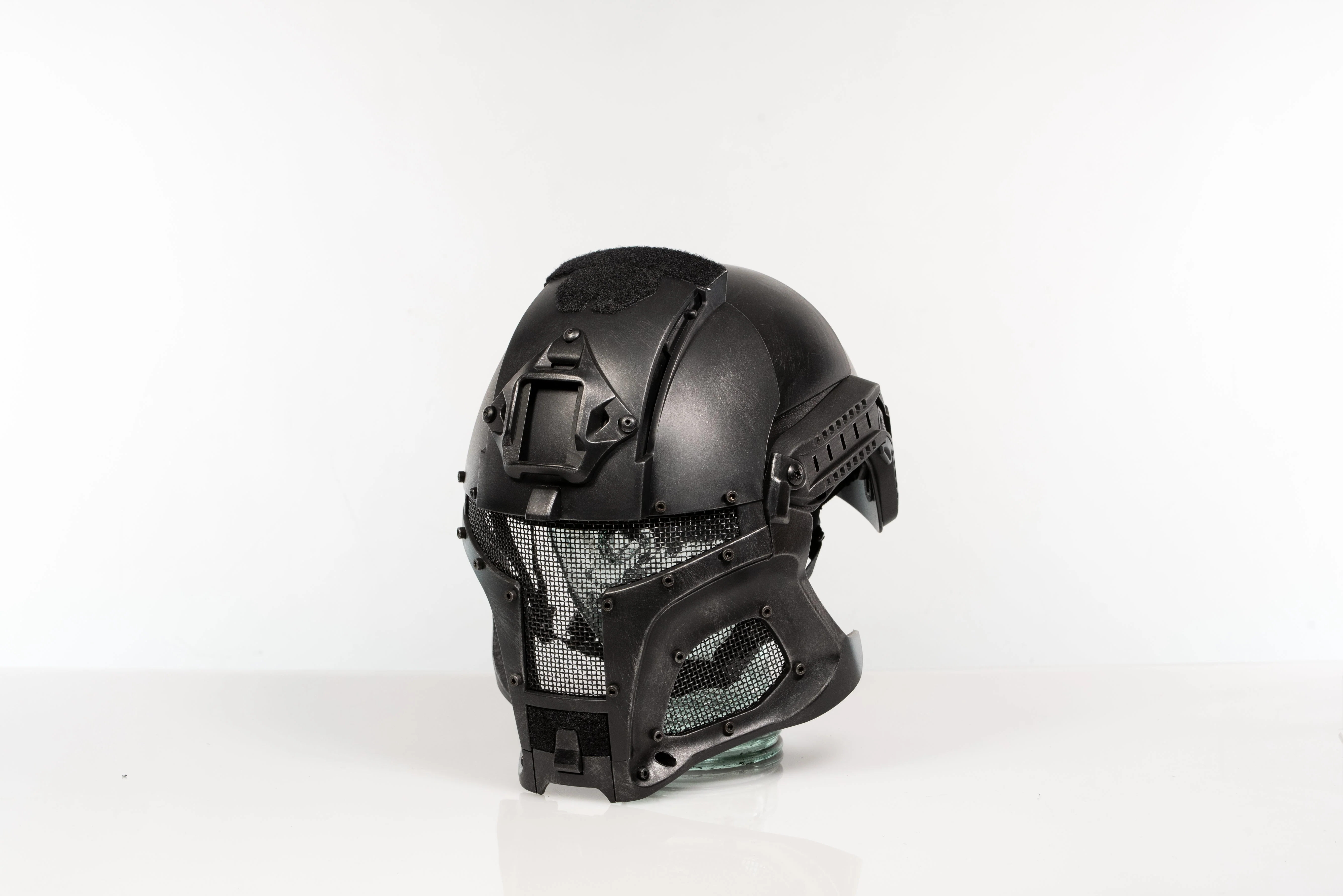 Space Warrior Tactical Helmet Cosplay - Image 10